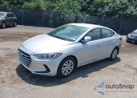 2017 Hyundai Elantra Se z USA, uszkodzony, nr VIN KMHD74LFXHU325792